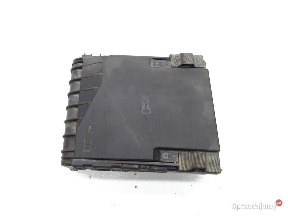 SKRZYNKA BEZPIECZNIKÓW BSI 3C0937125A VW PASSAT