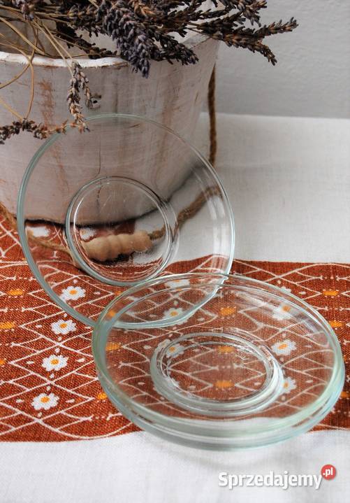 Trzy stare talerzyki spodki szklane PRL vintage