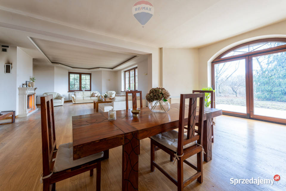 PARTEROWY DOM PEŁEN PRZESTRZENI I ŚWIATŁA mazowieckie Łomianki Dolne