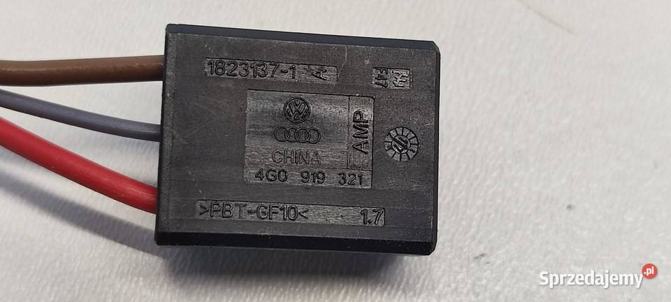AUDI A3 8V GNIAZDO ZAPALNICZKI 8V0919340 dolnośląskie