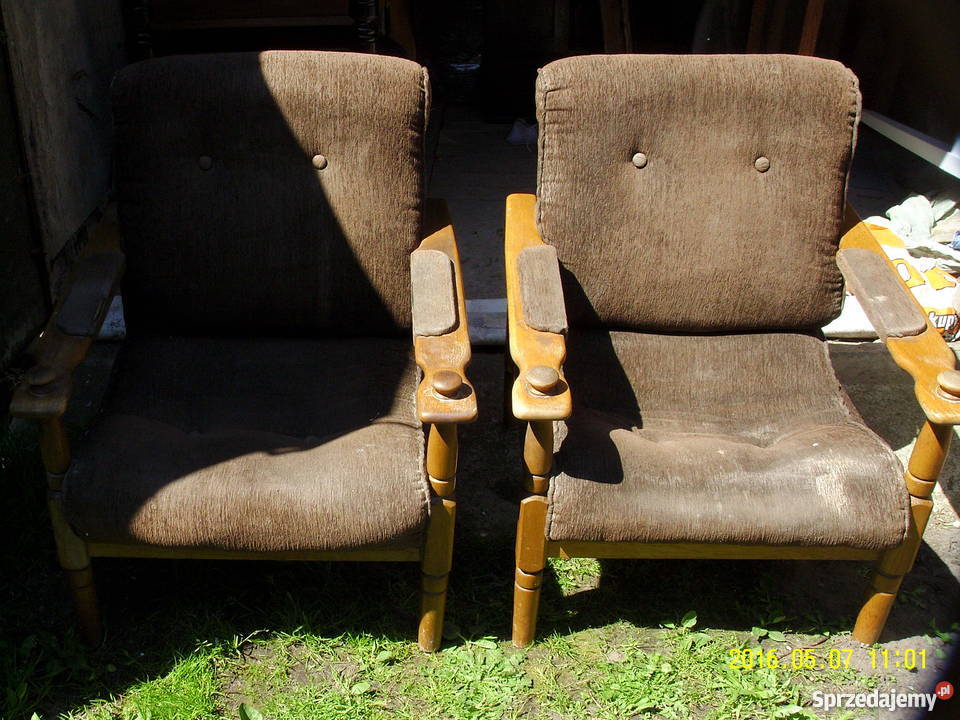 Fotele PRL lite drewno dębowe toczone nogi do Warszawa