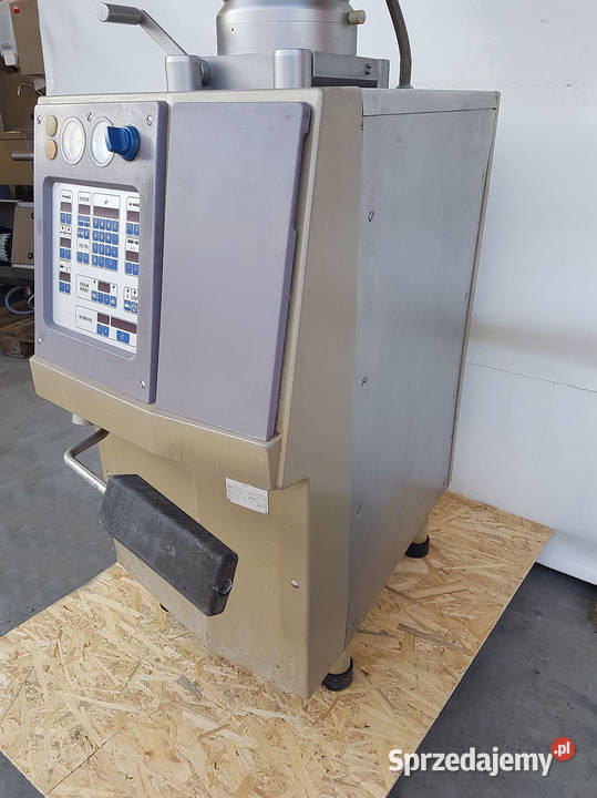 Nadziewarka próżniowa Handtmann VF50 nadziewarki Niedźwiedź