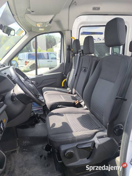 Ford Transit 20 9osobowy specjalny najazd wózka sprzedam