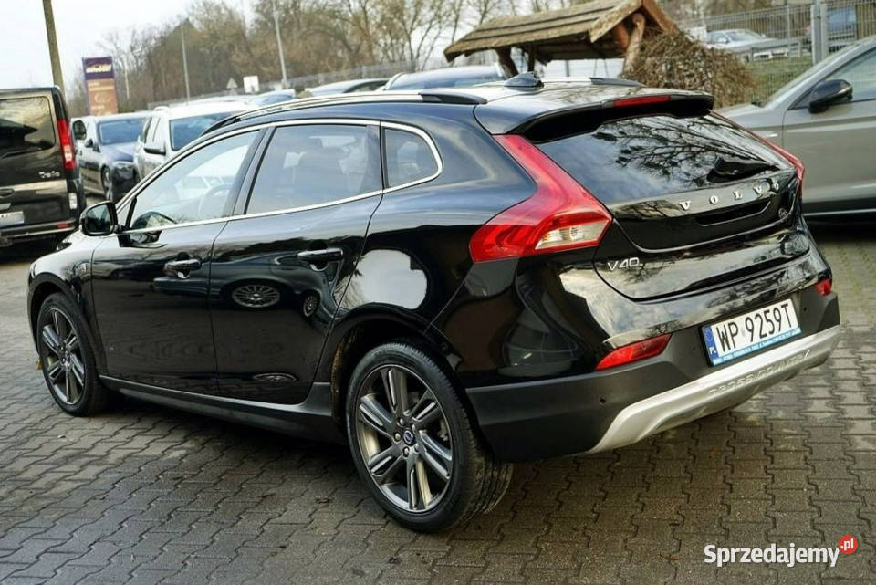 Volvo V40 Cross Country 20D2 NAVI automat skóra lakier metallic Płock