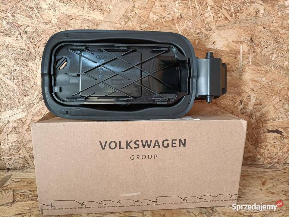AUDI A4 B9 8W WLEW PALIWA 8W0809906A Pleszew