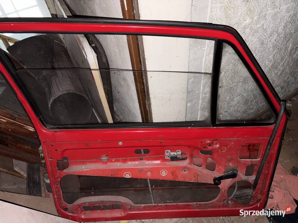 Drzwi prawe i lewe do volkswagena Golf 1 Motoryzacja