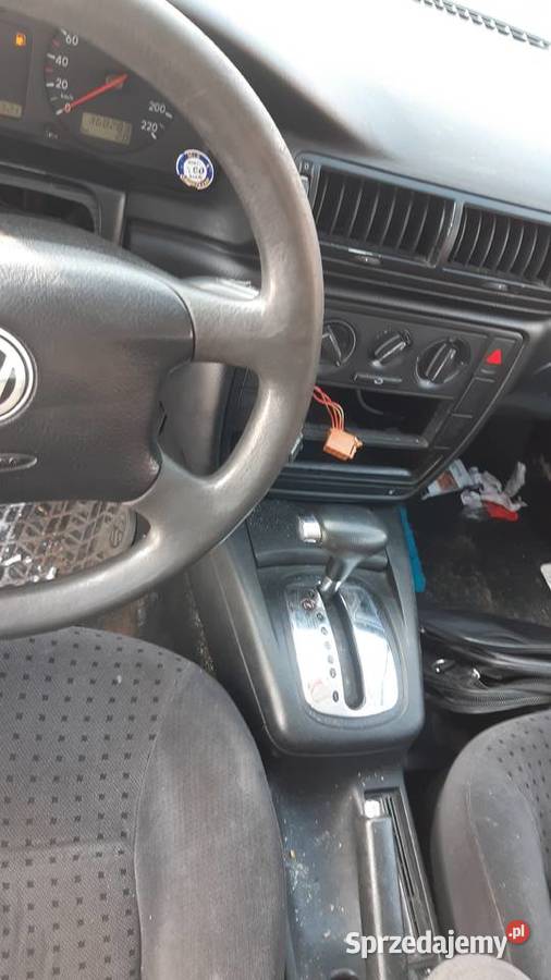VW PASSAT B5 19Tdi Automat 100 sprawny immobilizer Passat mazowieckie Sarnaki