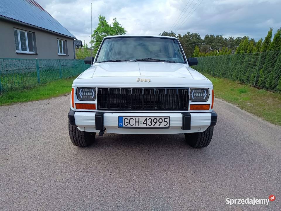 Jeep cherokee 40 z gazem zarejstrowany Moszczenica sprzedam