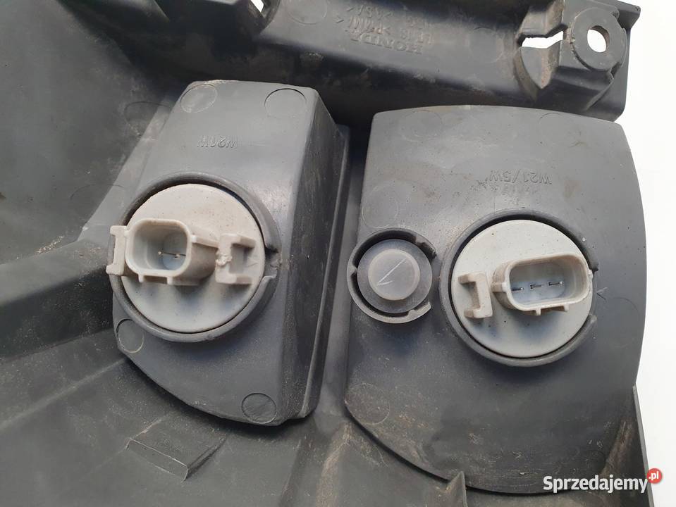 LAMPA PRAWA TYLNA Honda Accord VII KOMBI 0208r