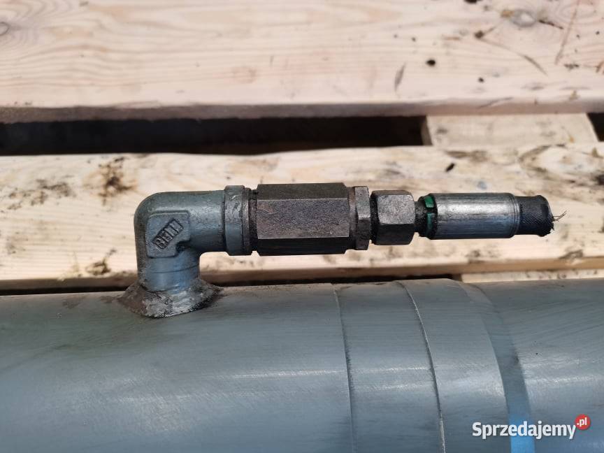 Neuson 6002 Siłownik obrotu Wilkowo