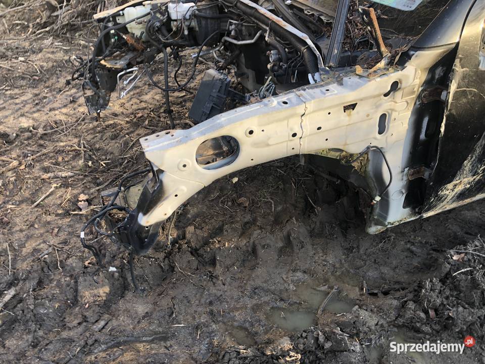 NISSAN PATHFINDER R51 NAVARA D40 częsci cwiartka terenowe Stobierna