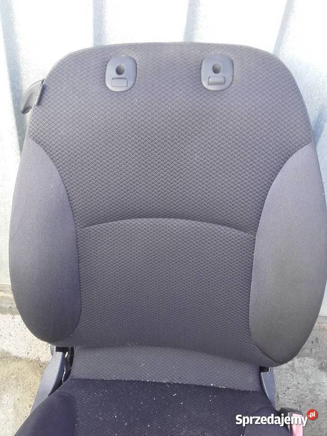 Fiat Stilo 3 drzwi prawy fotel pasażera Ksawerów