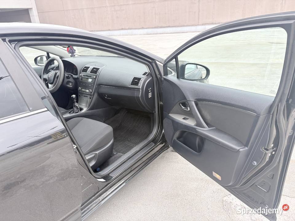 Toyota Avensis Świdnik
