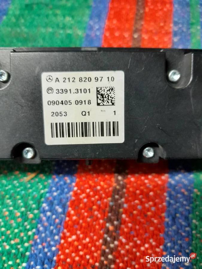 Mercedes W204 panel włączniki podgrzewanych Gdańsk