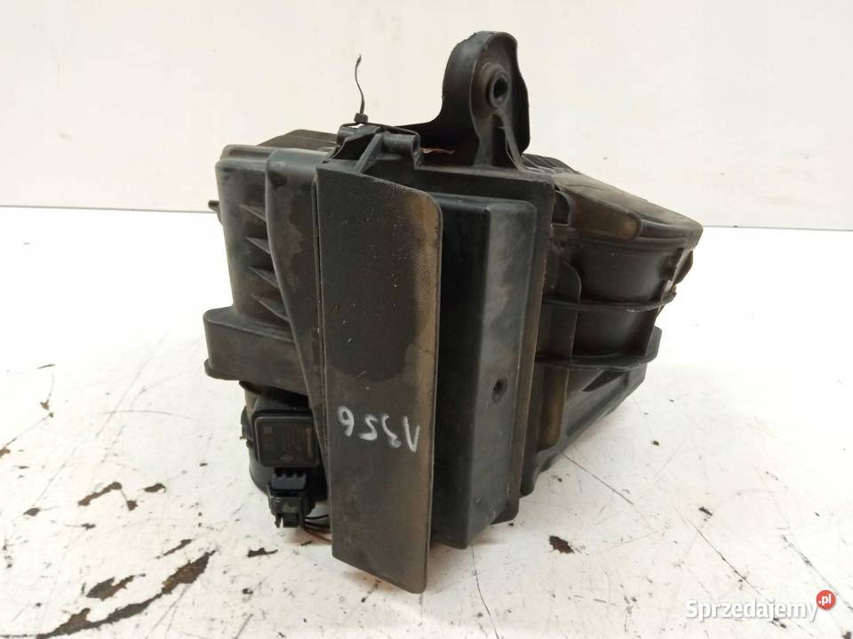 OBUDOWA FILTRA POWIETRZA 8200947663 16 DCI Rok produkcji 2012