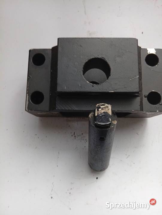 Wspornik zaczepu dolnego C385 Płock