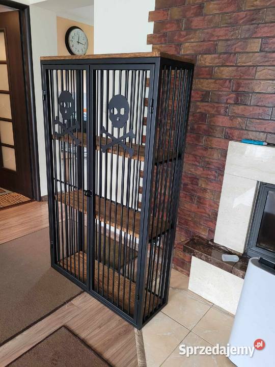 Barek na alkohol w mrocznym wydaniu Belsoo Warszawa