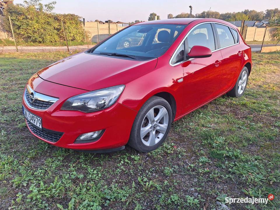 Opel Astra J 14 Turbo 140 2010 Klima Grzane centralny zamek Astra Choceń