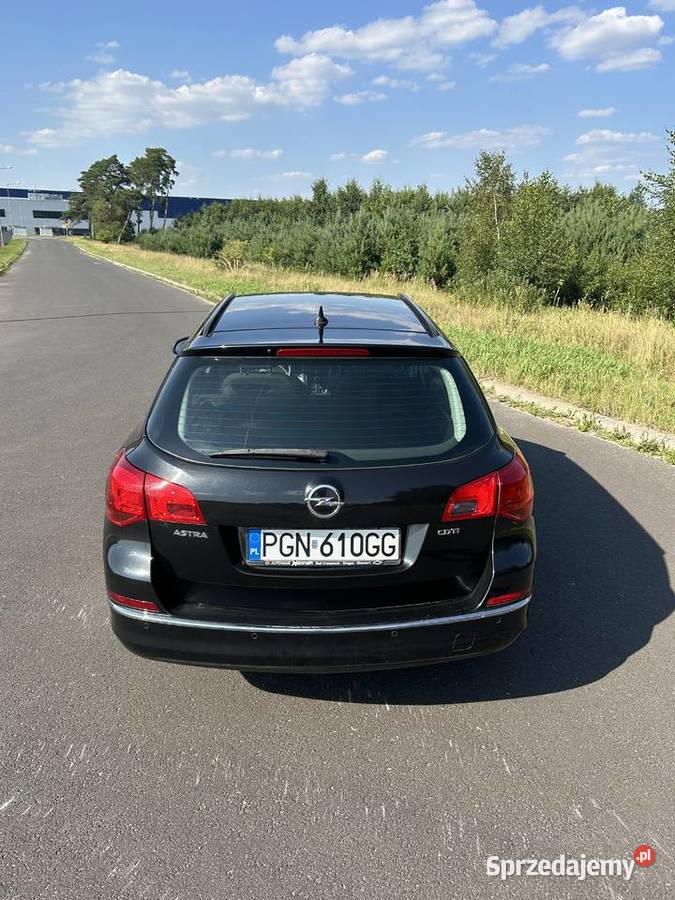 Opel Astra J Sports Tourer Łubowo