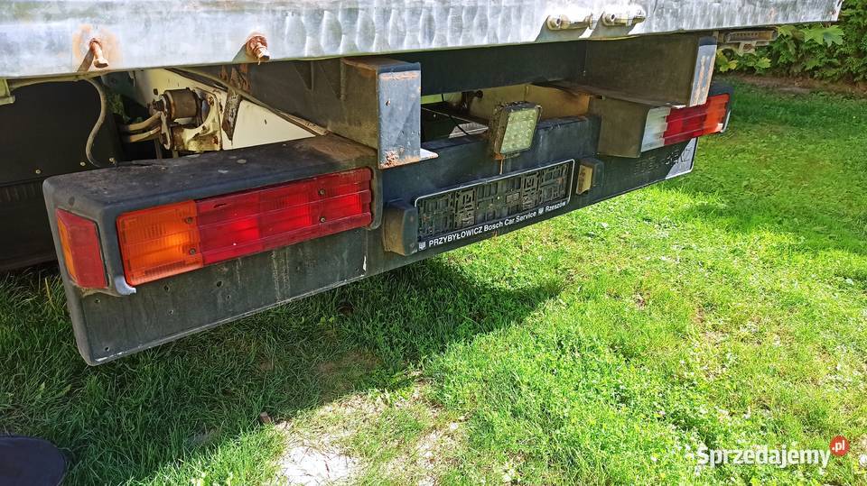 Belka świateł zderzak Mercedes przyczepa Renault Rzeszów
