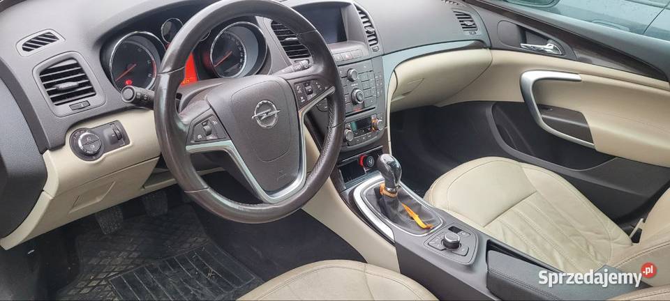 Opel Insignia tourer kombi 20 CDTI 2009 Skóra Konie