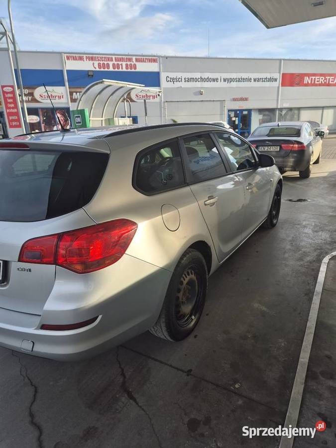 Opel Astra J 2011 17 CRDI klimatyzacja Nowy Sącz sprzedam