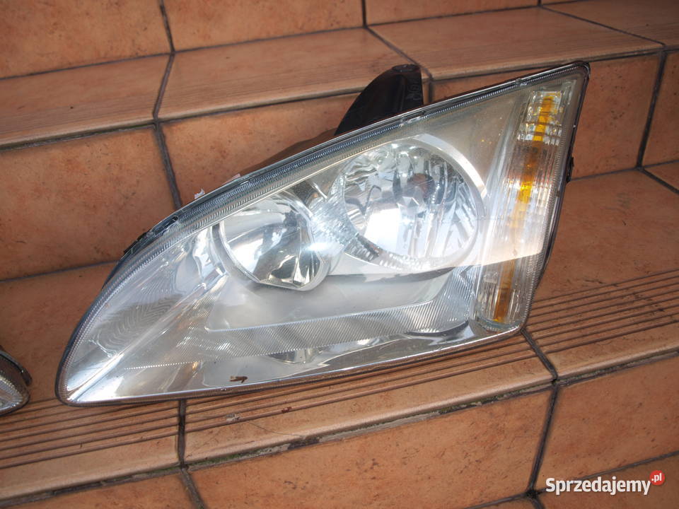 Ford Focus Mk2 lampy przód zwykłe 2004 2008r Kalisz