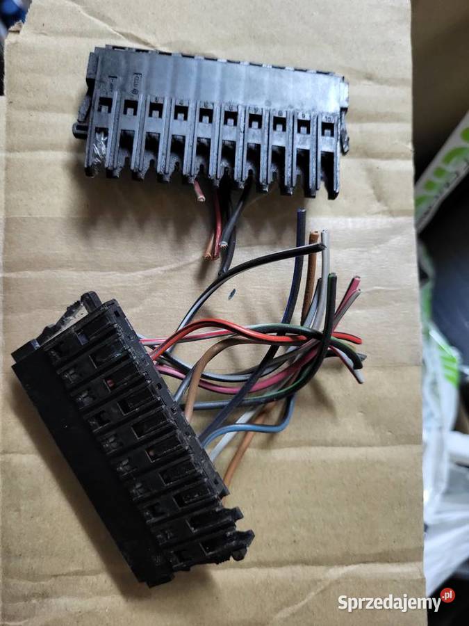 wtyczka złączka lampy Audi 100 200 C2 lubuskie Zielona Góra