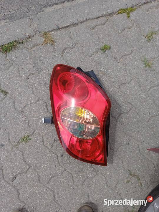 Lampa ssangyong korando lewa tylna lewy tył 2010 Rok produkcji 2012 Otwock