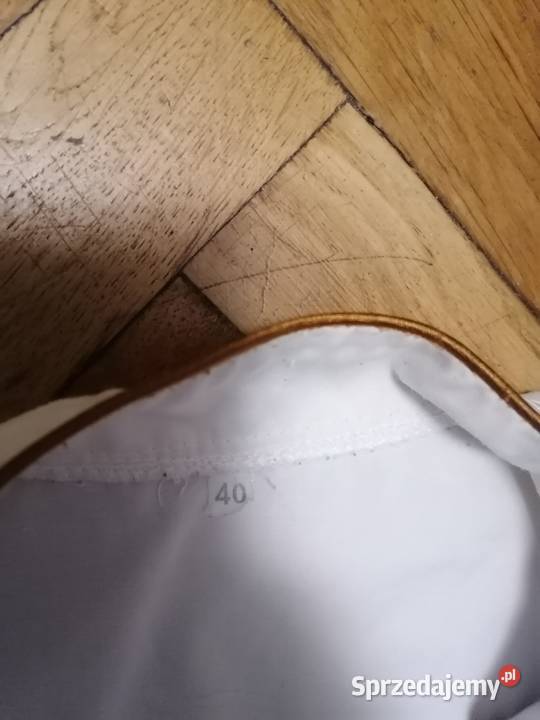 Fartuch biały z brązowym obszyciem Gdańsk