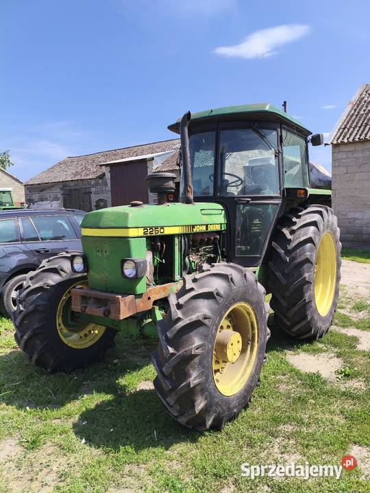 John Deere 2250 Mława sprzedam