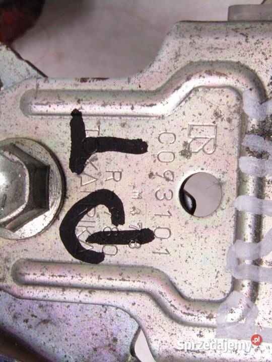 PAS BEZPIECZEŃSTWA PRAWY TYŁ TYLNY TOYOTA PRIUS