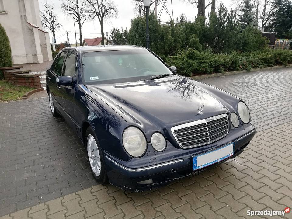 MercedesBenz 32 Diesel Lift I wł Xenon Samochody osobowe