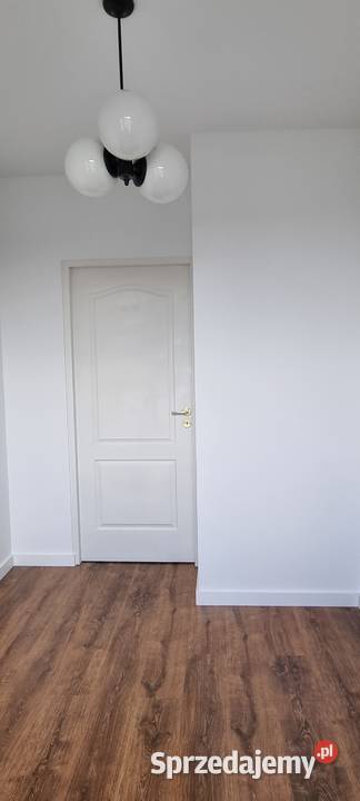 Mieszkanie 3 pokoje garderoba widne duża kuchnia 59m2 Końskie