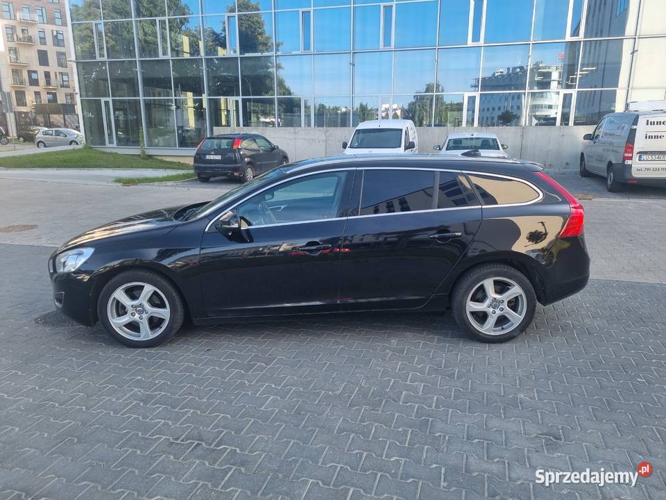 Volvo V 60 niski przebieg Faktura vat 23 V60