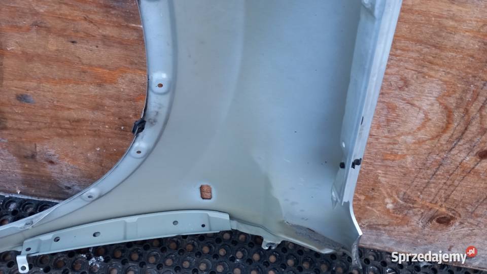 NISSAN QASHQAI J10 BŁOTNIK PRZÓD PRAWY Zbierkowo