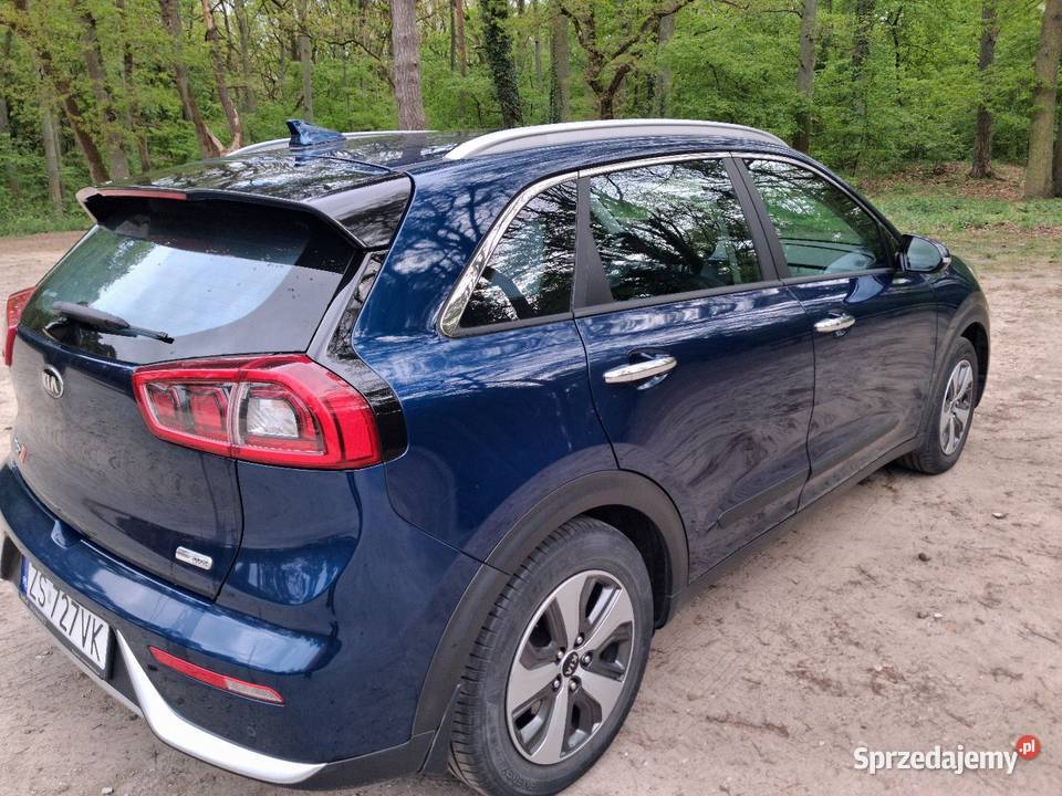 Kia Niro hybryda 2017 salon Polska Szczecin sprzedam