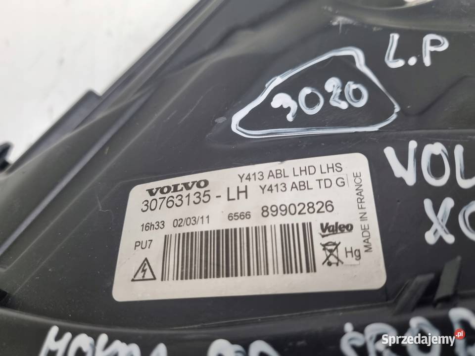 LAMPA LEWA Volvo XC60 PRZEDNIA LEWY PRZÓD XENON Rudka