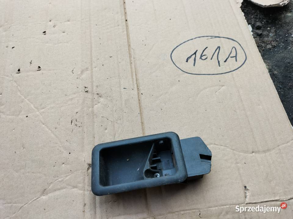 AUDI 80 B4 893837020 UCHWYT KLAMKI PRAWY PRZÓD Kamień-Kolonia