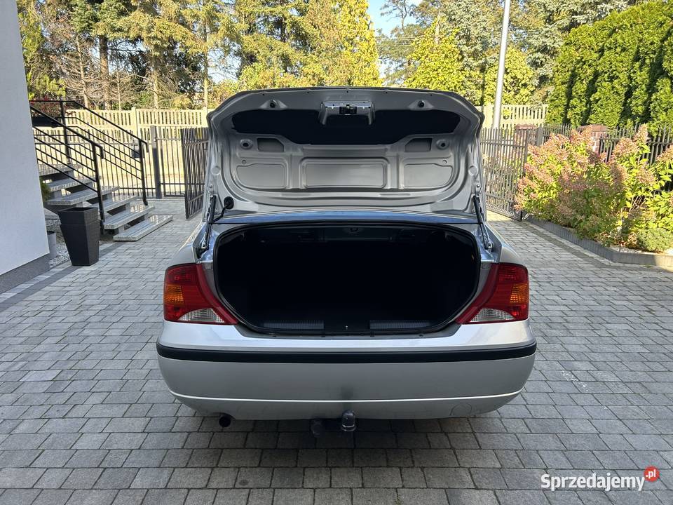 Ford Focus 16 Ghia Automat Climatronic Rok produkcji 2004 Ostrzeszów
