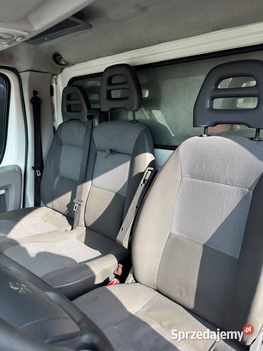 Peugeot Boxer 435 HDI z windą Syców