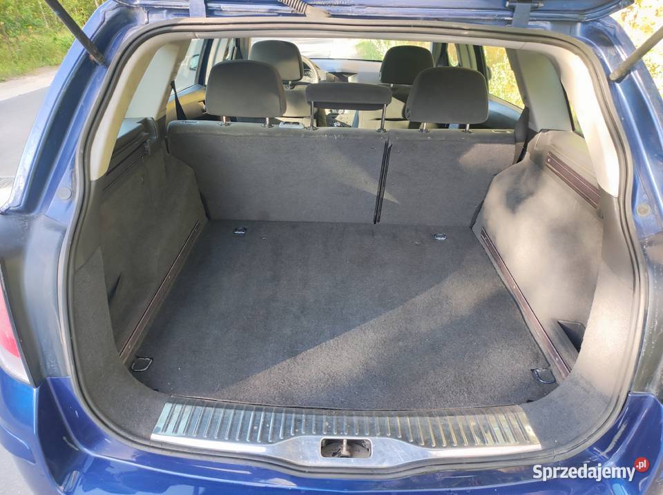 Astra H 16 benzyna 105 kombi stan alefelgi hak Golub-Dobrzyń