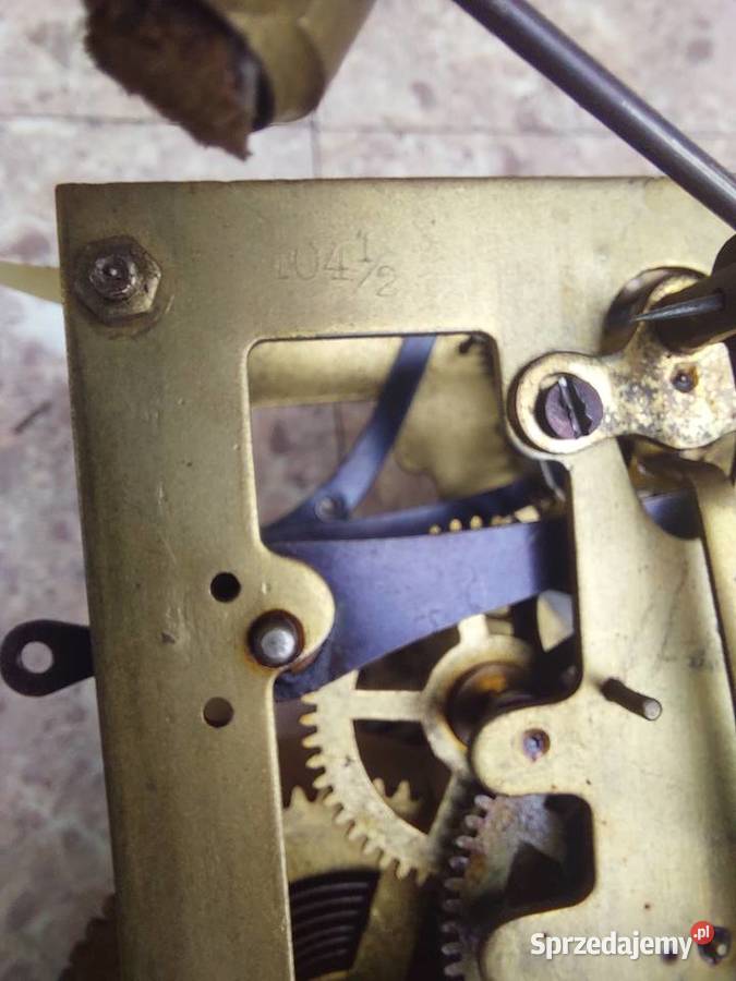 796 Mechanizm zegara ściennego Junghans 104 12 Tczew sprzedam