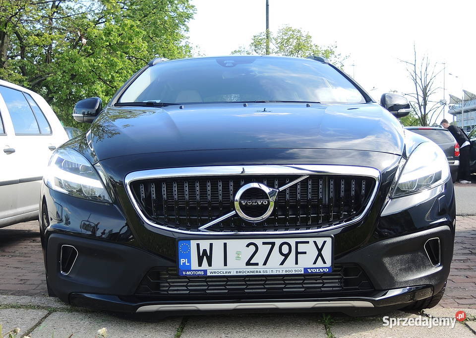 Volvo V40CC 4x4 T4 Momentum Polestar I benzyna Warszawa