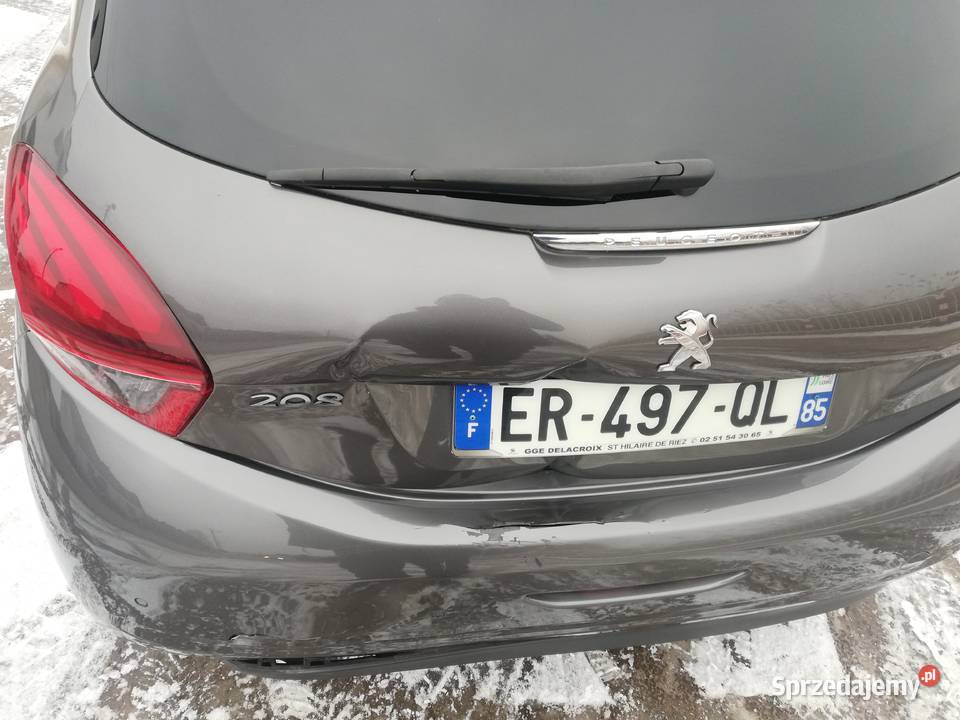Peugeot 208 12 Etylina 2017 r Września