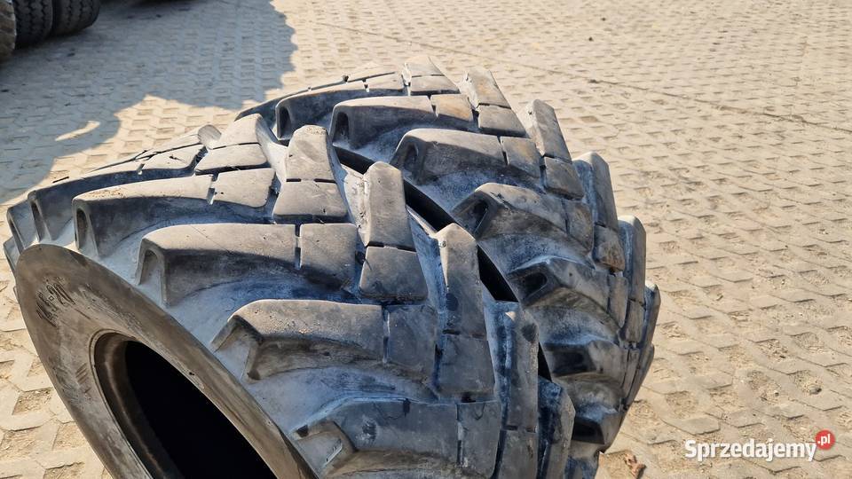 14520 145r20 36580r20 Camso Solideal 70 bieżnik