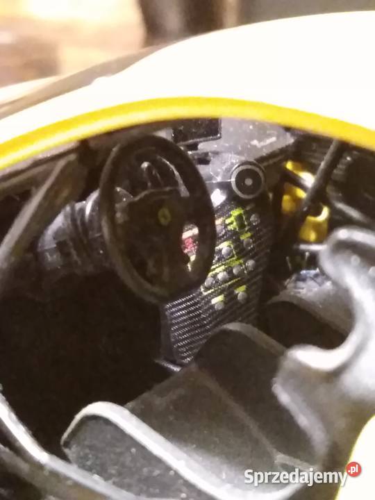 Ferrari 488 Challange Bburago 124 Częstochowa