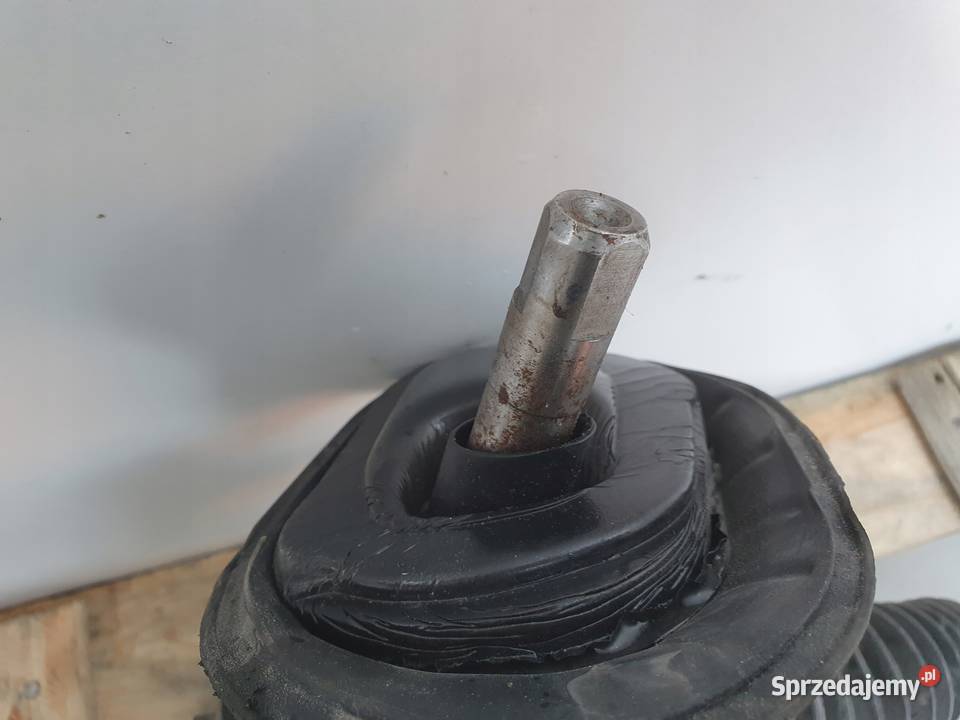 Volvo V40 II MAGLOWNICA przekładnia kierownicza