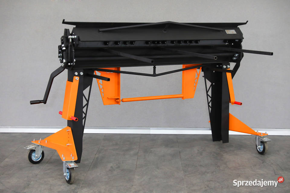 Giętarka segmentowa 1250mm125m z nożem krążkowym Płock