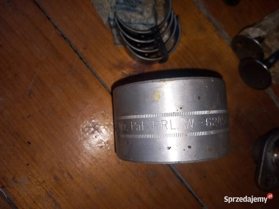 Sprzedam bądź zamienię części do fiat 126p Zawiercie sprzedam